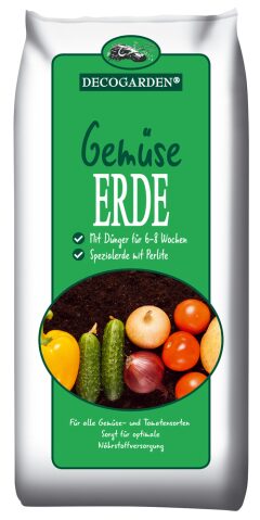 Gemüseerde mit Perlite